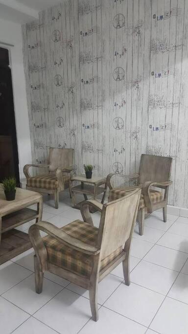 3Rooms 10Pax Mc 5 Star Hotel Sofa&Bed Mrt Mcd Axiata Сери Кембанган Екстериор снимка