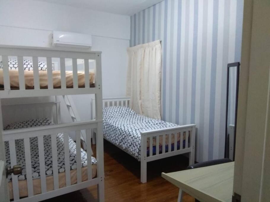 3Rooms 10Pax Mc 5 Star Hotel Sofa&Bed Mrt Mcd Axiata Сери Кембанган Екстериор снимка